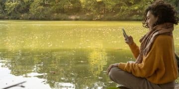 Navigating Social Media: A Guide to Mindful Usage for Mental Health - Cover Image